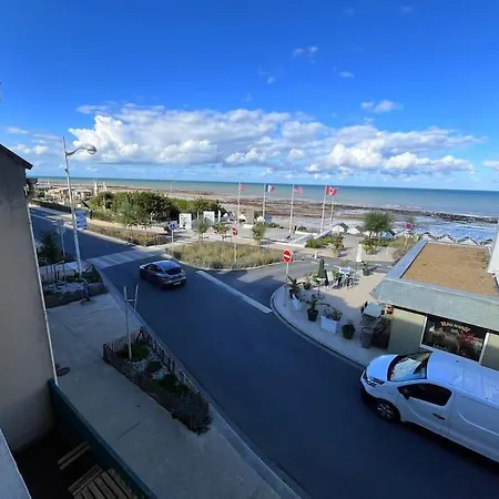 Le Maxaudant Duplex Avec Balcon Et Vue Sur דירה *