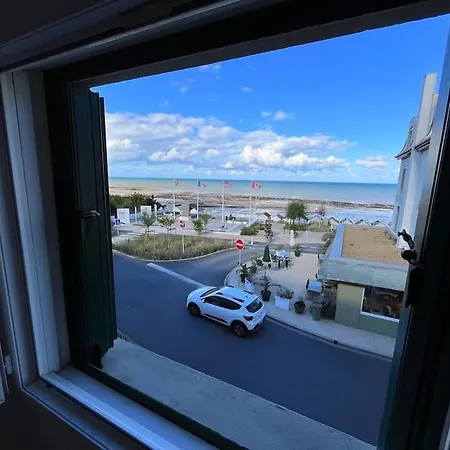 Le Maxaudant Duplex Avec Balcon Et Vue Sur * לוק-סור-מר