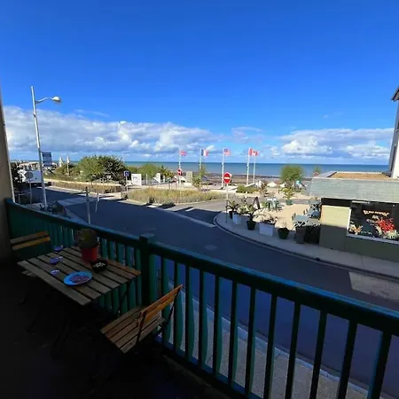 Le Maxaudant Duplex Avec Balcon Et Vue Sur Lejlighed Luc-sur-Mer