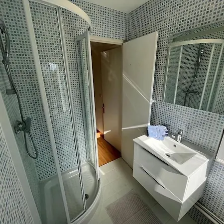 Le Maxaudant Duplex Avec Balcon Et Vue Sur Люк-сюр-Мер