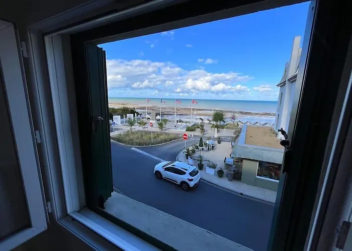 Le Maxaudant Duplex Avec Balcon Et Vue Sur * Luc-sur-Mer